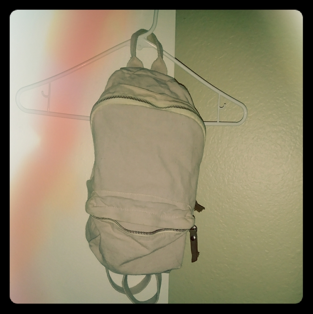 Brandy melville back pack